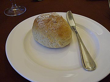 MEGU野々市店のオリジナルのパン