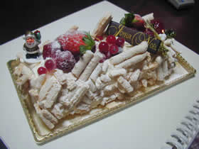 サンニコラのヴァシュランのクリスマスケーキ