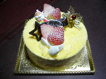 サンニコラのドゥーブルフロマージュのクリスマスケーキ
