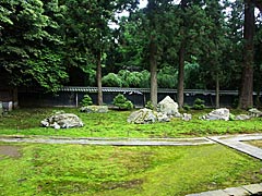 瀧谷寺の石庭の画像