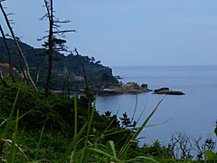 黒崎岬から見える関野鼻の画像