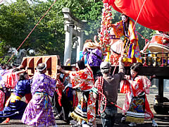 寺家キリコ祭りの須須神社のキリコ乱舞の画像