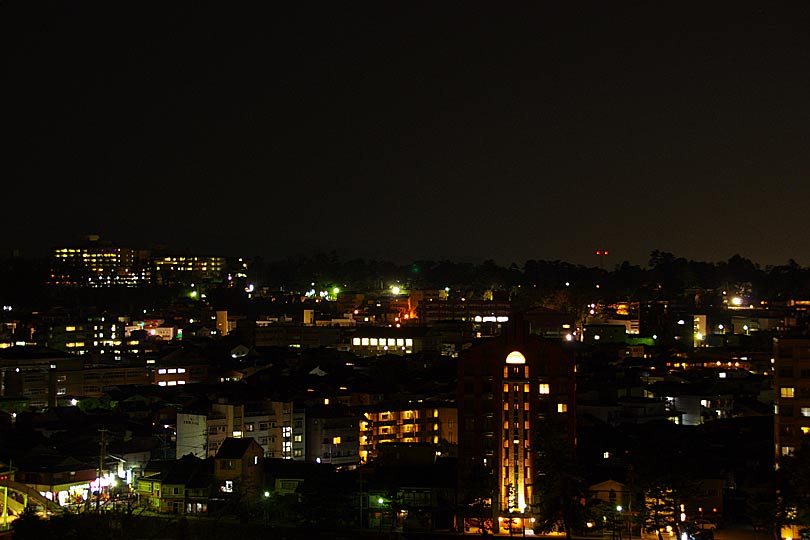 卯辰山の宝泉寺からの夜景