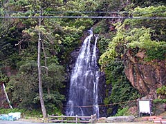 足見滝 越前海岸の画像　福井県の観光地