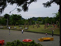 福井少年運動公園 こどもの国の擬木の森の画像