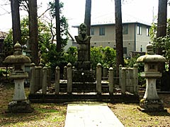 越前大野　朝倉義景の墓の画像