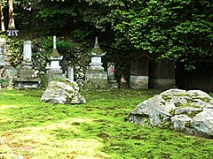 瀧谷寺の石庭の画像