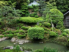 瀧谷寺の山水型庭園（名勝指定庭園）の画像