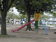 平和町公園の幼児プールの画像　子供の遊び場（石川県）
