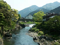 郡上八幡　吉田川にかかる宮ヶ瀬橋から見える風景の画像