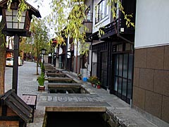 飛騨古川の古い町並み瀬戸川と白壁土蔵街の画像
