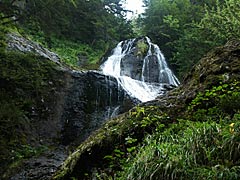 三本滝の黒い沢の滝　乗鞍高原の画像