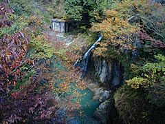 手取峡谷の紅葉の画像