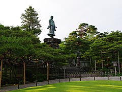 兼六園の日本武尊像の画像