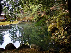 兼六園の長谷池の画像