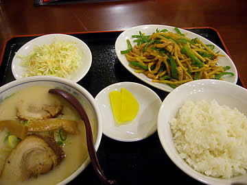 西安刀削麺　福井店のお得な昼ランチ