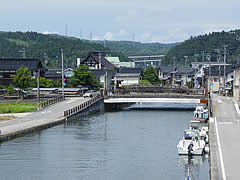 穴水市街地の運河の画像