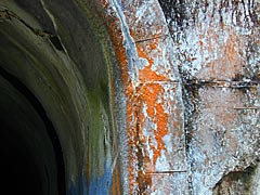 牛首トンネルの画像