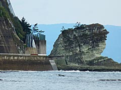 仁江海岸　鯖尾岩の画像