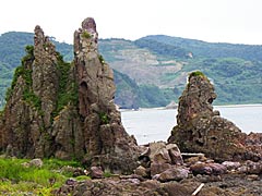 権現岩の画像