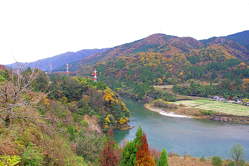 寺津橋から見た神通峡の画像