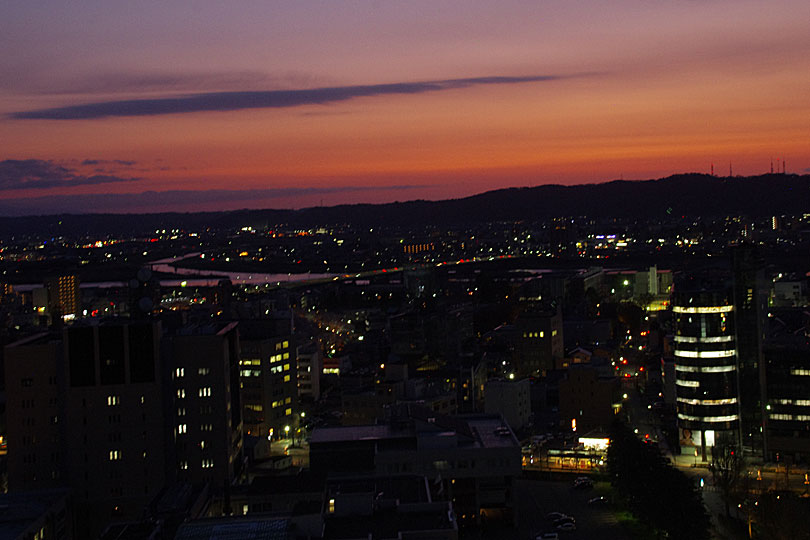 富山市役所展望塔