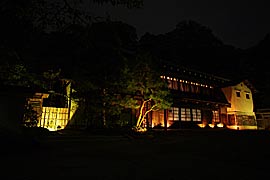 旧中村邸のライトアップの画像