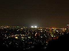 夜景の綺麗な展望スポット卯辰山の見晴らし台の画像