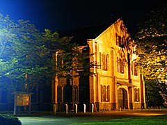 石川県立歴史博物館の夜景の画像