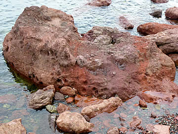 赤神海岸の岩