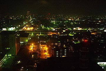 石川県庁展望ロビーの夜景