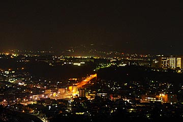 卯辰山の見晴台の夜景